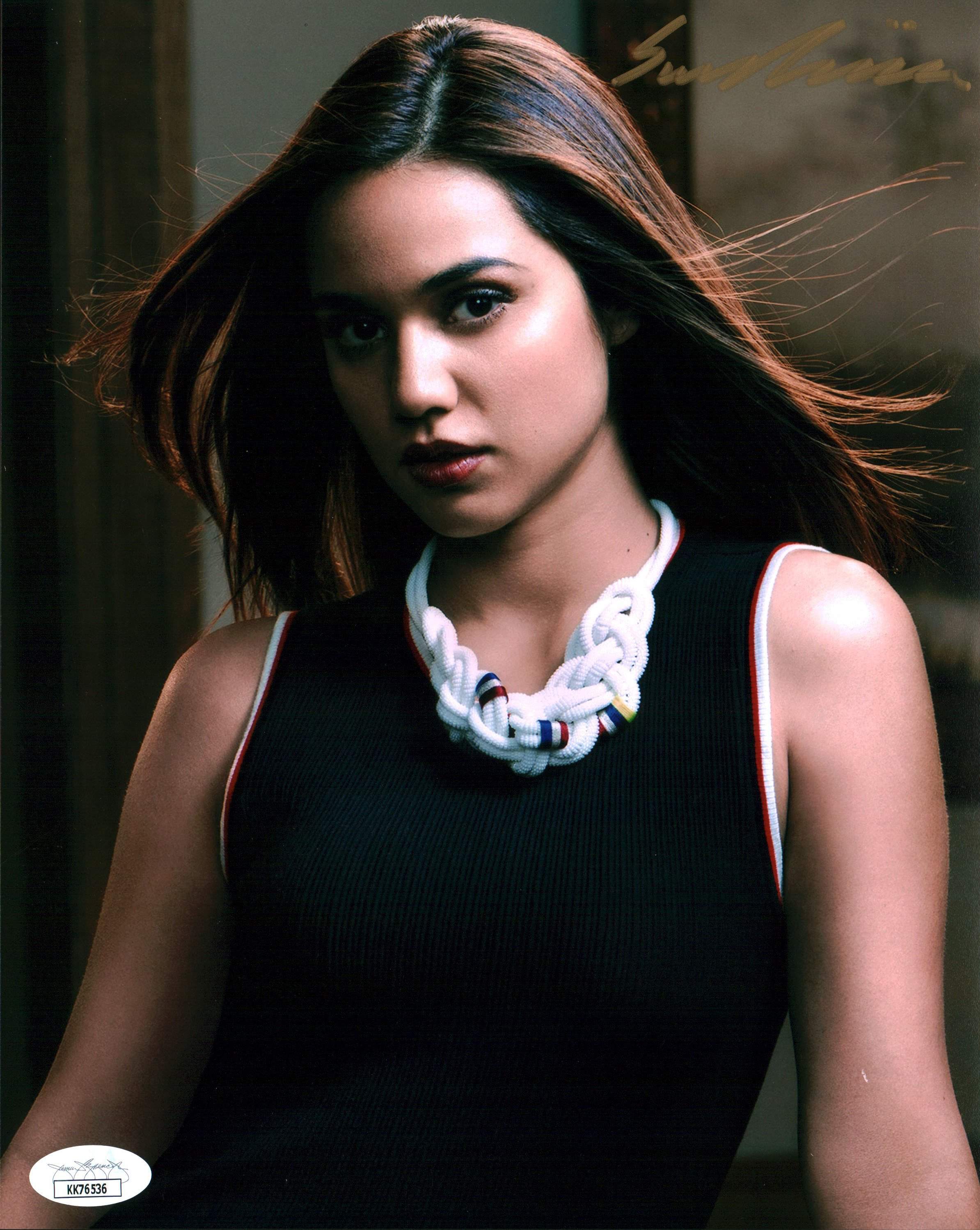 Summer Bishil summer-bishil