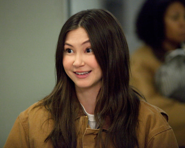 Kimiko Glenn: Autograph Signing on Photos, November 21st