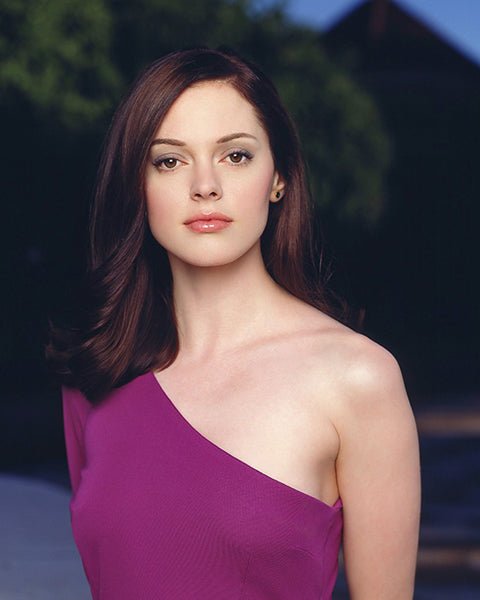 Rose McGowan: Autograph Signing on Photos, November 30th Rose McGowan Steel City Con