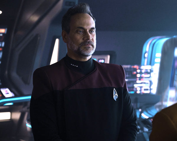 Todd Stashwick: Autograph Signing on Photos, November 27th