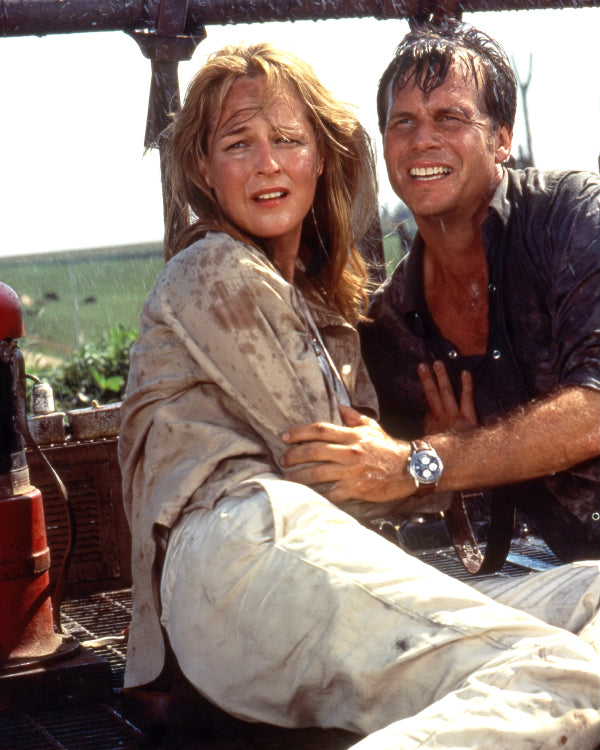 Helen Hunt: Autograph Signing on Photos, September 2nd