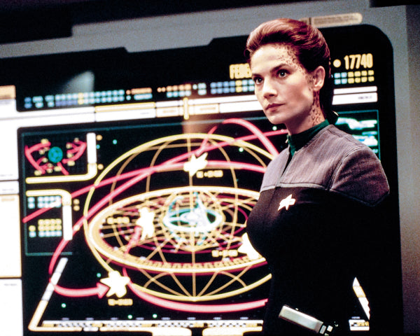 Terry Farrell: Autograph Signing on Photos, May 9th