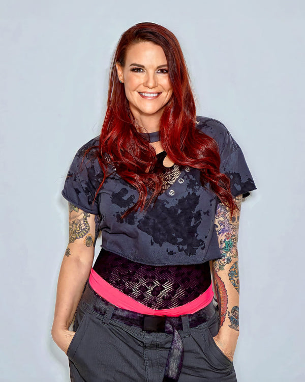 Lita: Autograph Signing on Photos, November 21st