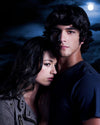 Tyler Posey: Autograph Signing on Photos, November 27