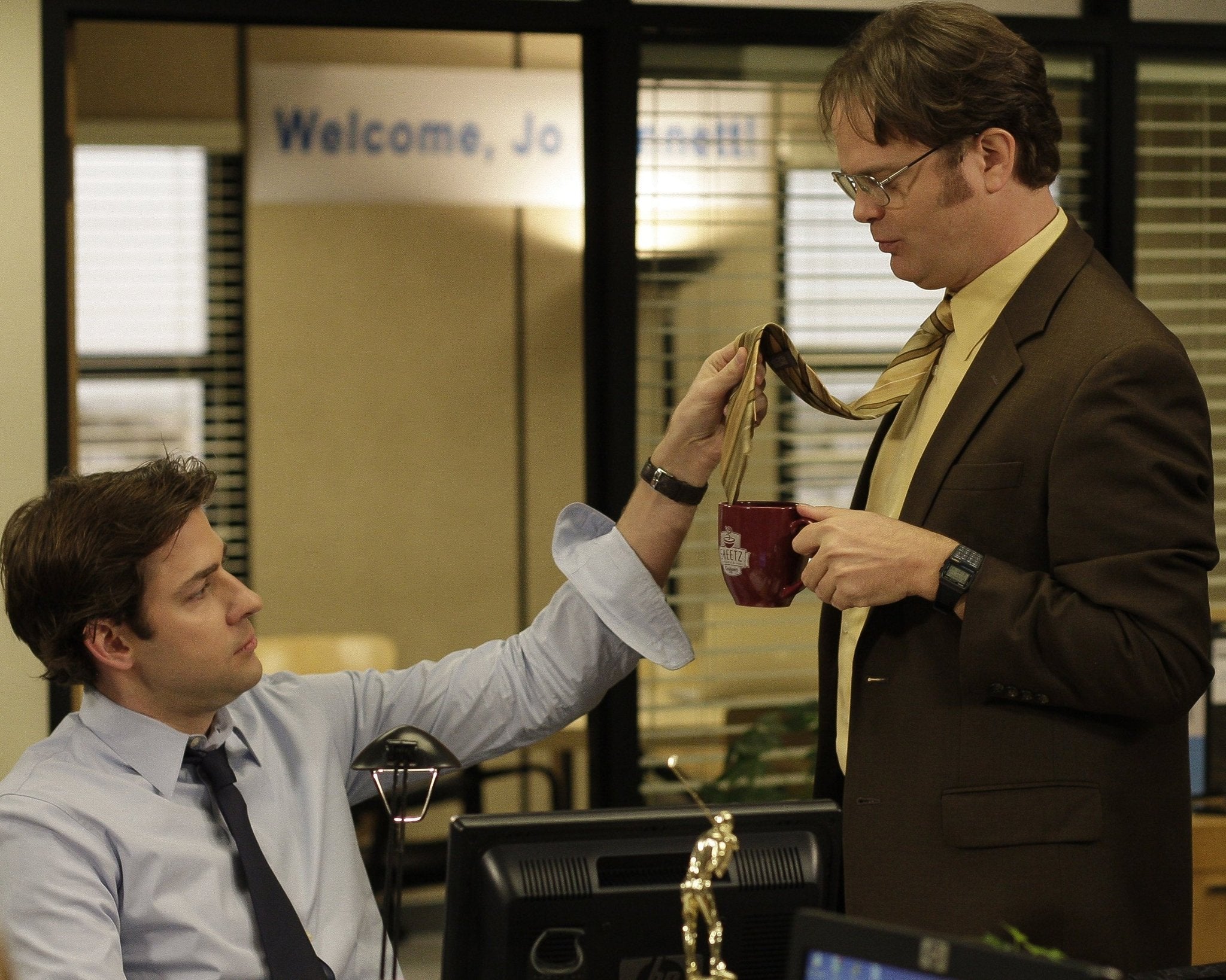 Rainn Wilson: Autograph Signing on Photos, June 30