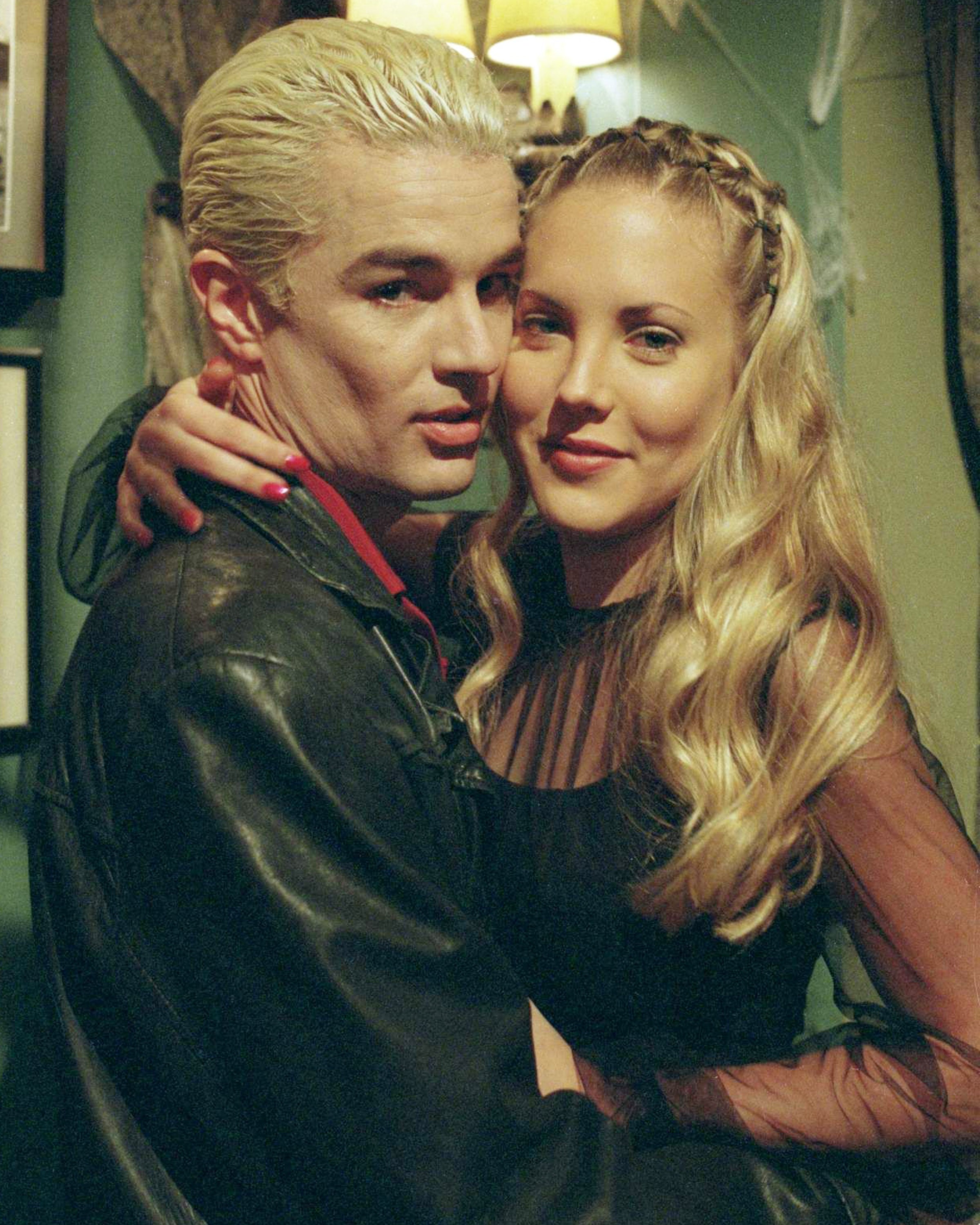James Marsters: Autograph Signing on Photos, September 2