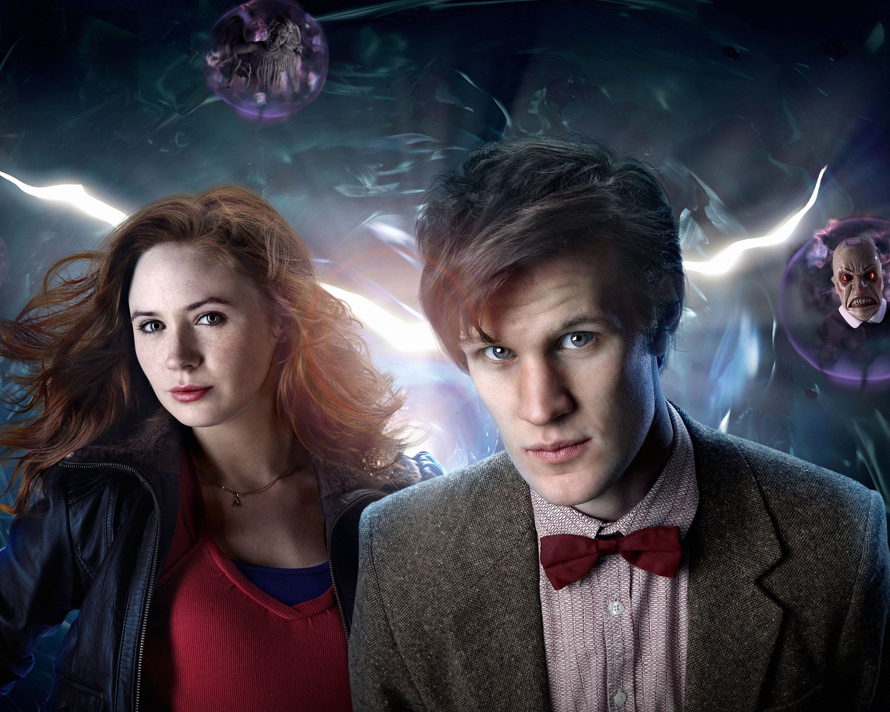 Matt Smith: Autograph Signing on Photos, November 27
