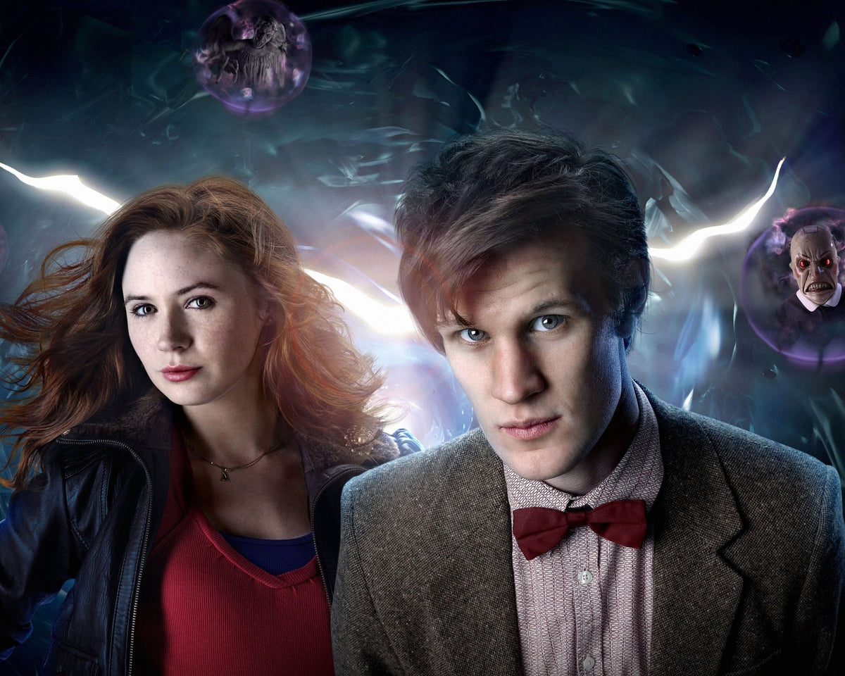 Matt Smith: Autograph Signing on Photos, November 27