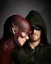 Stephen Amell: Autograph Signing on Photos, November 27th