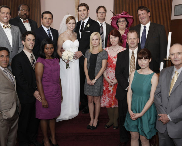 Rainn Wilson: Autograph Signing on Photos, June 30