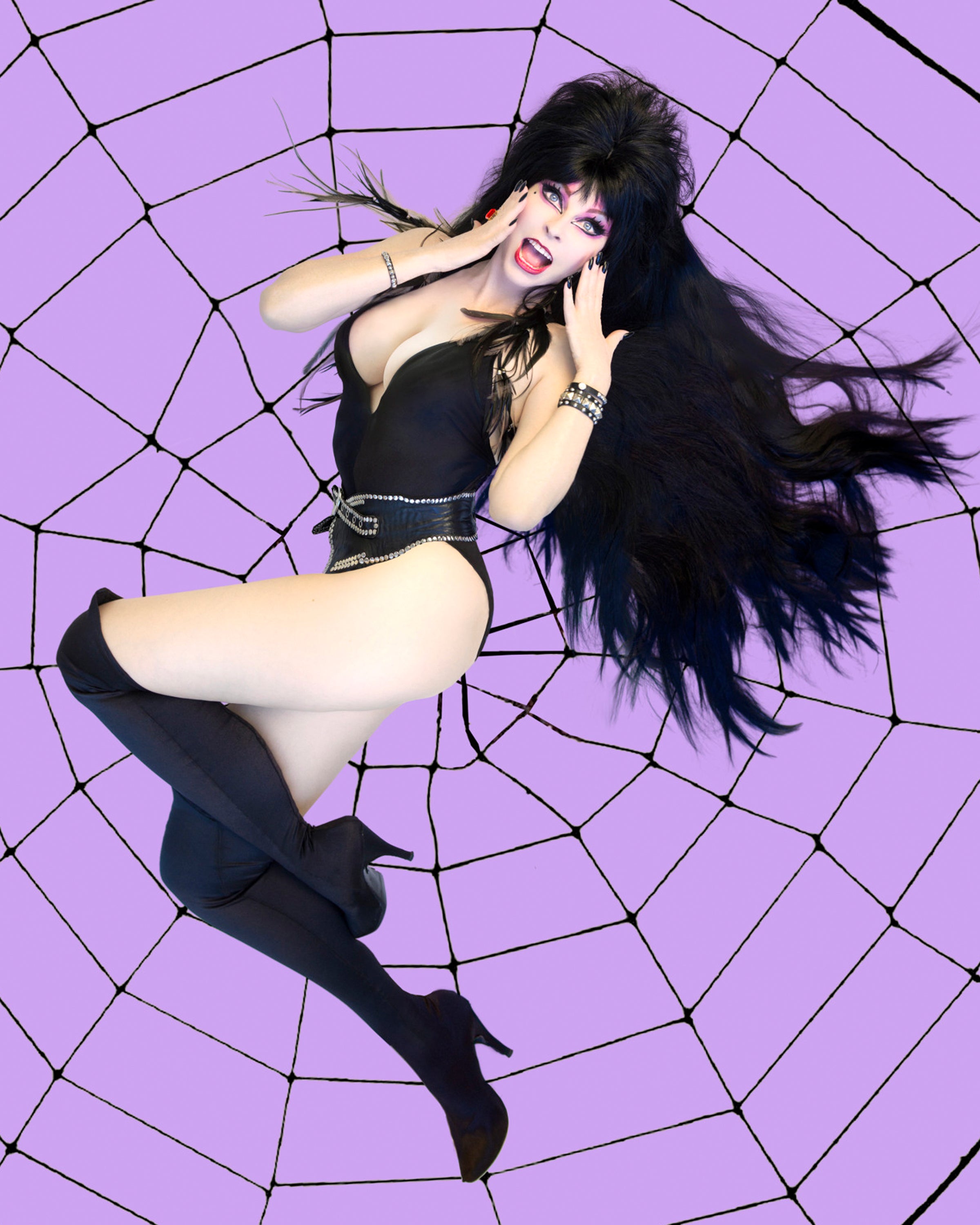 Cassandra Peterson: Autograph Signing on Photos, October 1