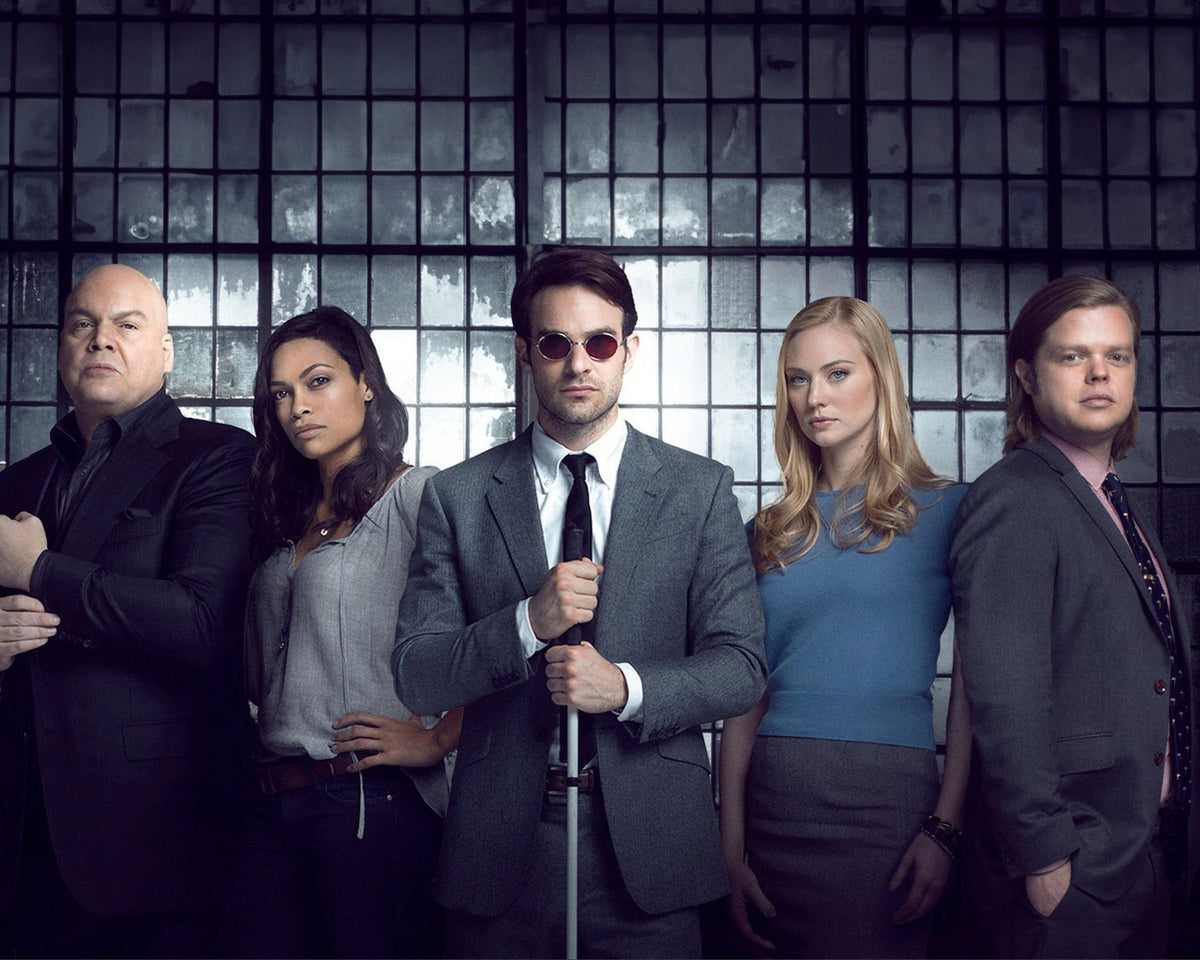 Vincent D'Onofrio: Autograph Signing on Photos, November 27th