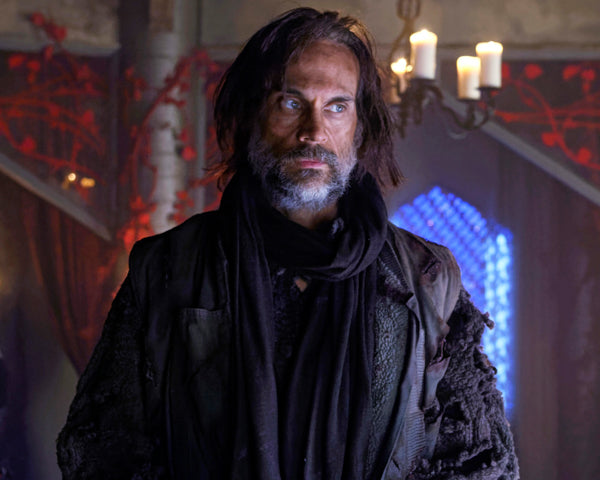 Todd Stashwick: Autograph Signing on Photos, November 27th