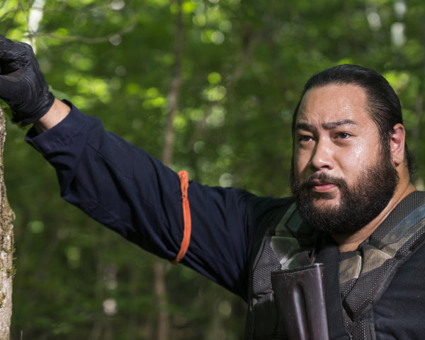 Cooper Andrews: Autograph Signing on Photos, November 21st