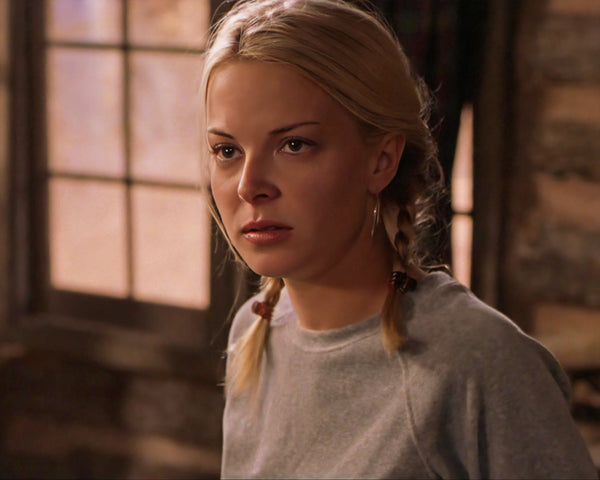 Jordan Ladd: Autograph Signing on Photos, October 1
