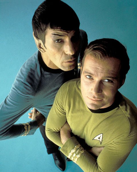 William Shatner: Autograph Signing on Photos, November 27th