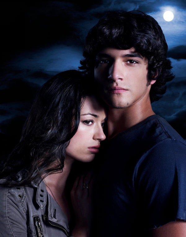 Tyler Posey: Autograph Signing on Mini Posters, November 27