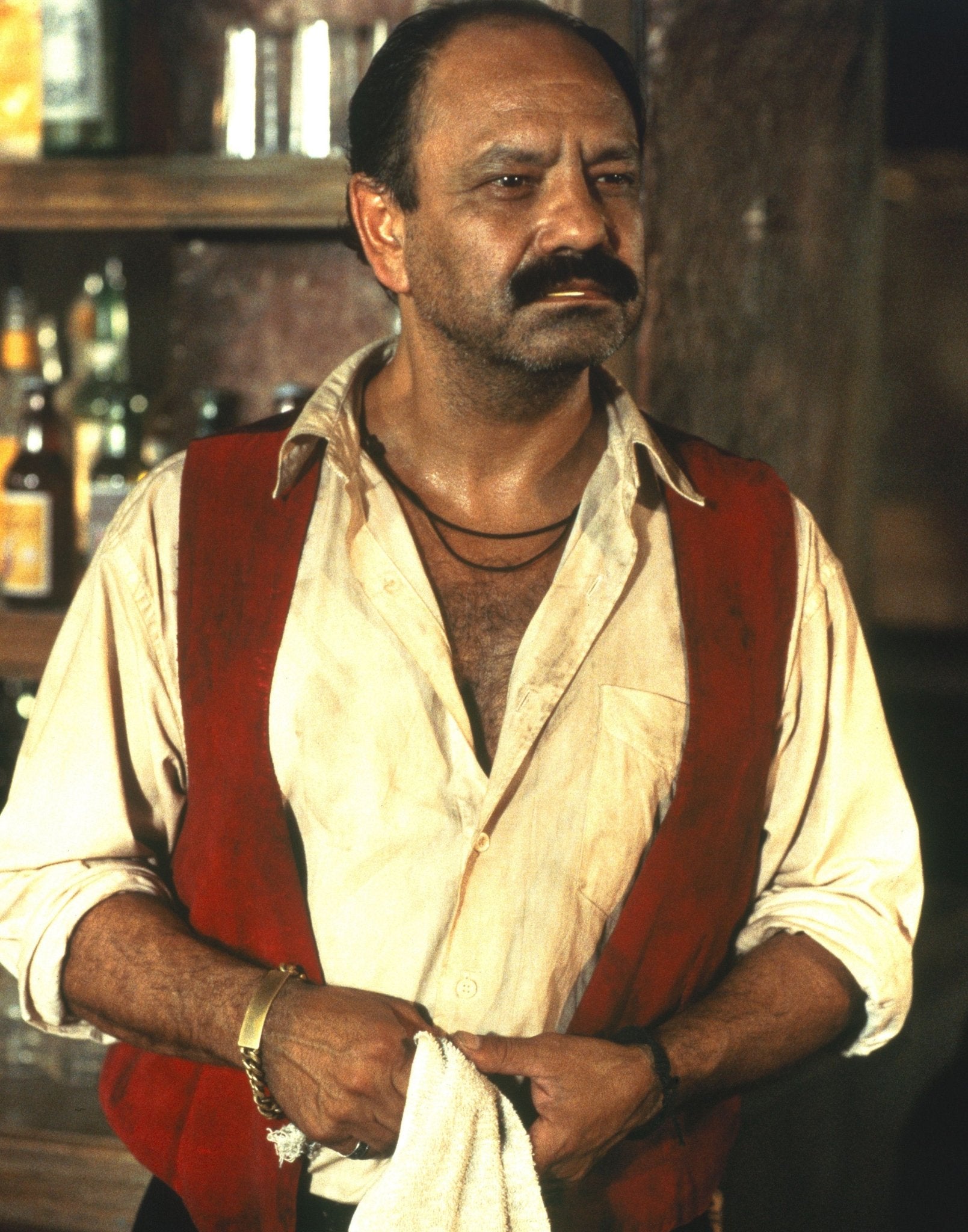 Cheech Marin: Autograph Signing on Mini Posters, May 14