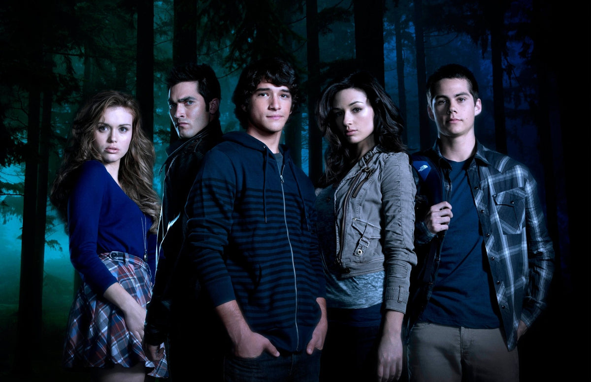 Tyler Posey: Autograph Signing on Mini Posters, November 27