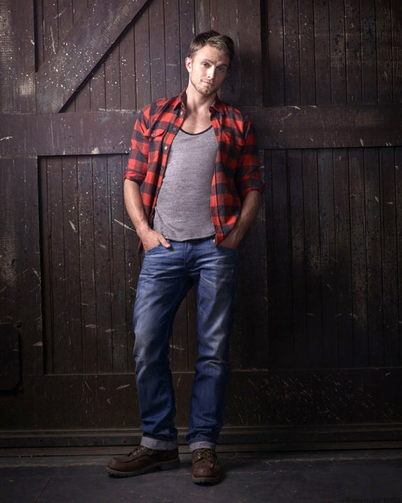 Wilson Bethel: Autograph Signing on Photos, May 9th