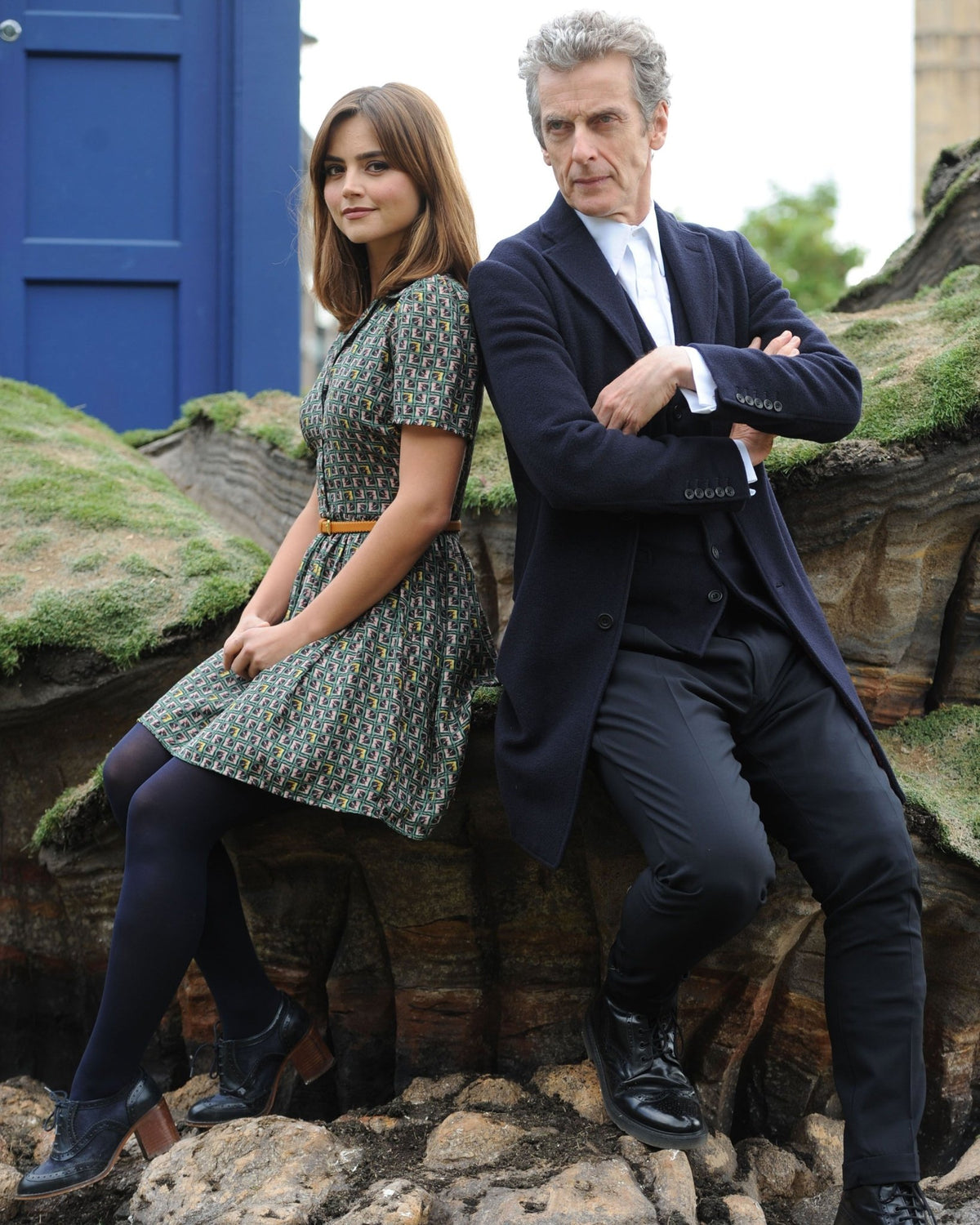 Jenna Coleman: Autograph Signing on Photos, November 27
