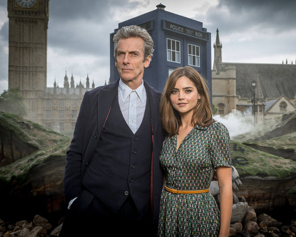 Jenna Coleman: Autograph Signing on Photos, November 27