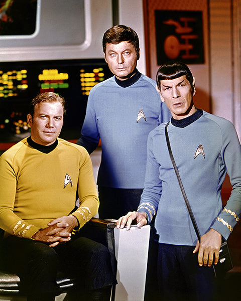 William Shatner: Autograph Signing on Photos, November 27th