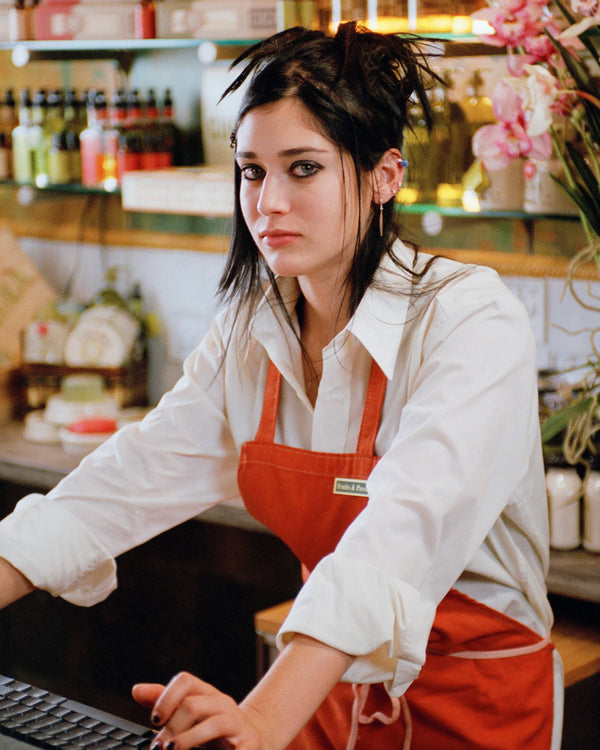 Lizzy Caplan: Autograph Signing on Photos, June 30th
