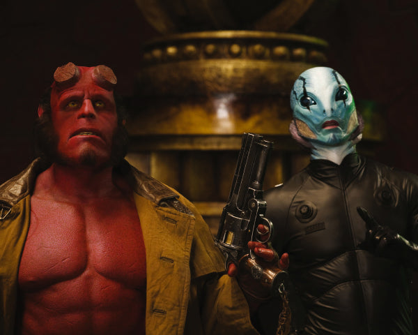 Ron Perlman: Autograph Signing on Photos, November 20th