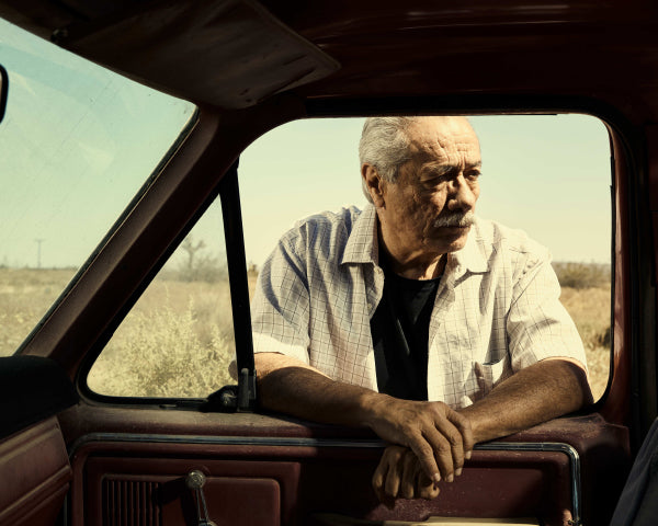Edward James Olmos: Autograph Signing on Photos, February 29th