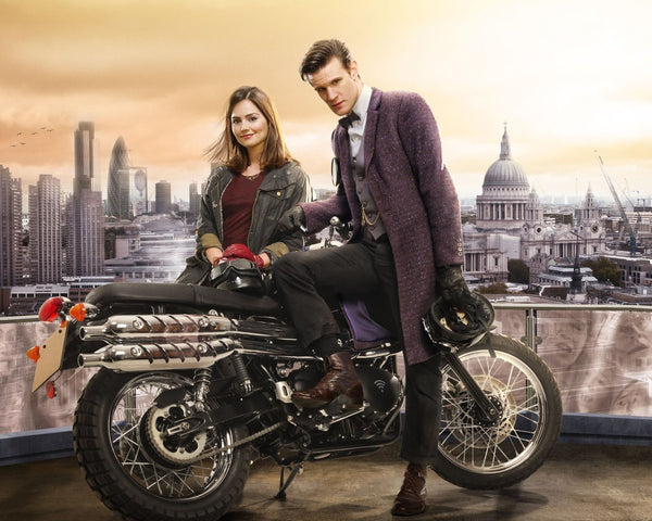 Matt Smith: Autograph Signing on Photos, November 27