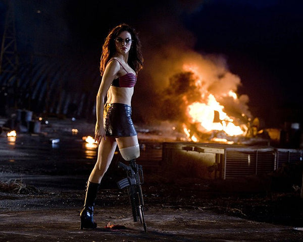 Rose McGowan: Autograph Signing on Photos, November 30th Rose McGowan Steel City Con