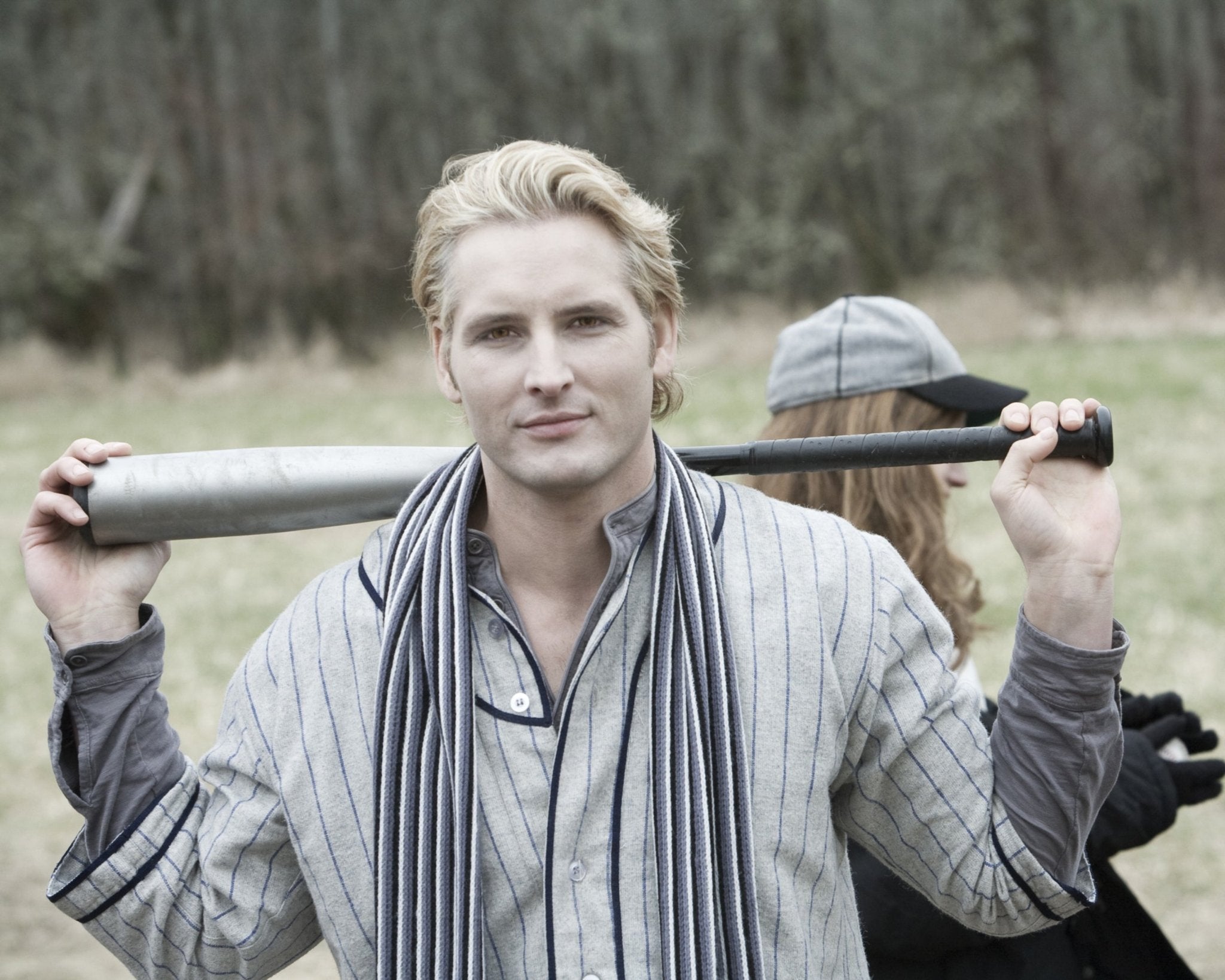 Peter Facinelli: Autograph Signing on Photos, May 14