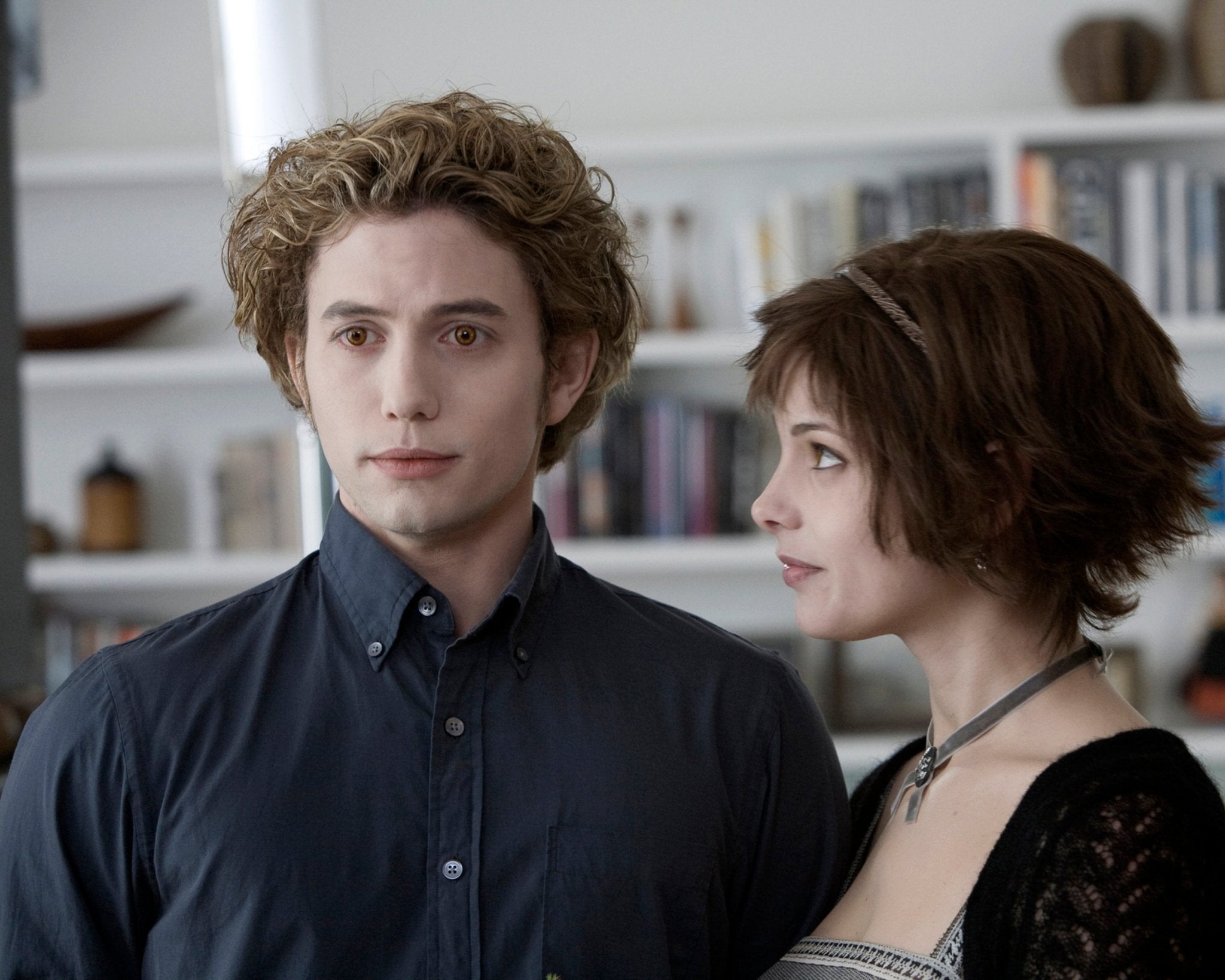 Jackson Rathbone: Autograph Signing on Photos, May 14