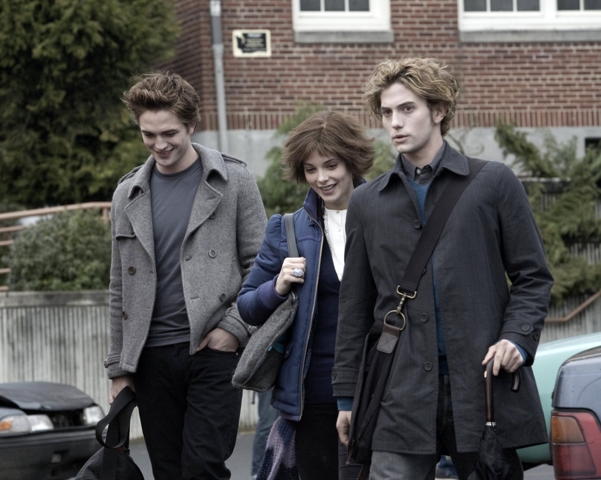 Jackson Rathbone: Autograph Signing on Photos, May 14