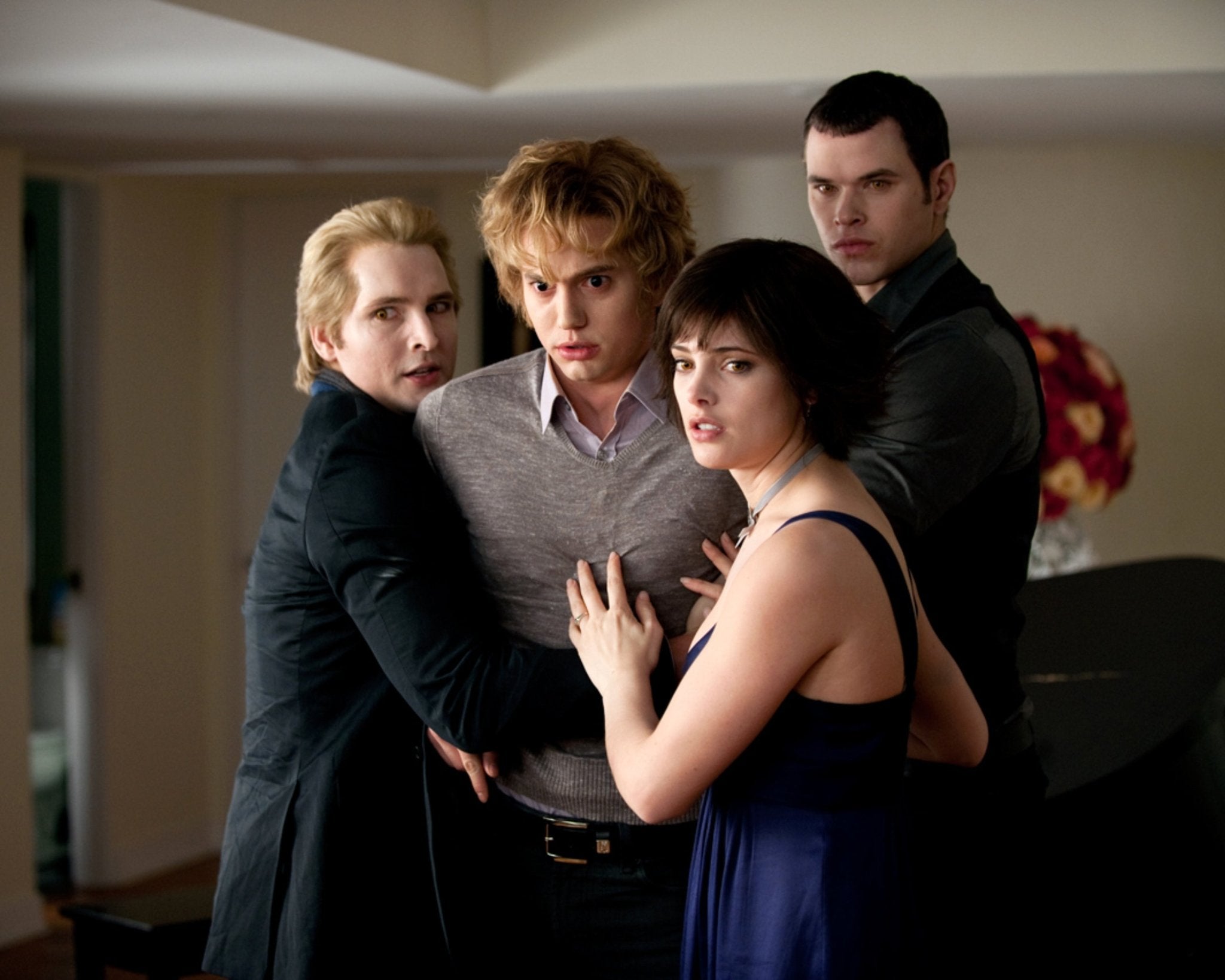 Twilight Cast: Autograph Signing on Photos, May 14