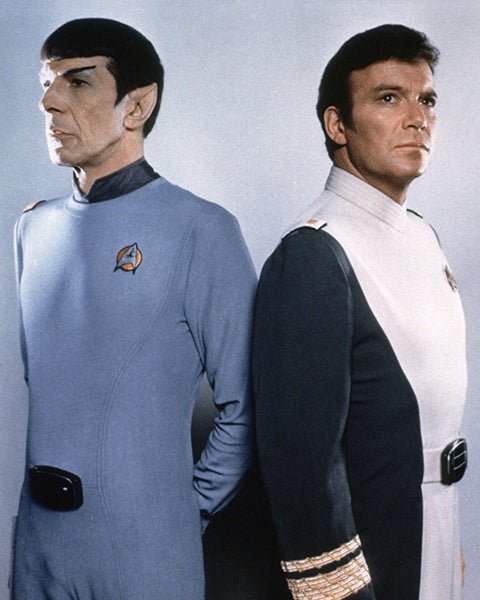 William Shatner: Autograph Signing on Photos, November 27th