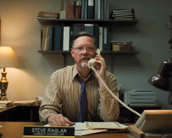 Matthew Lillard: Autograph Signing on Photos, June 30