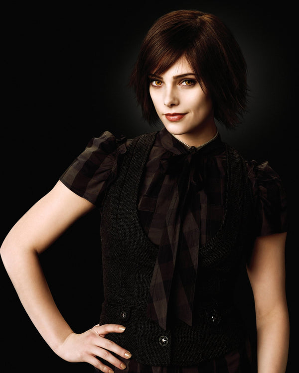 Ashley Greene: Autograph Signing on Photos, May 14