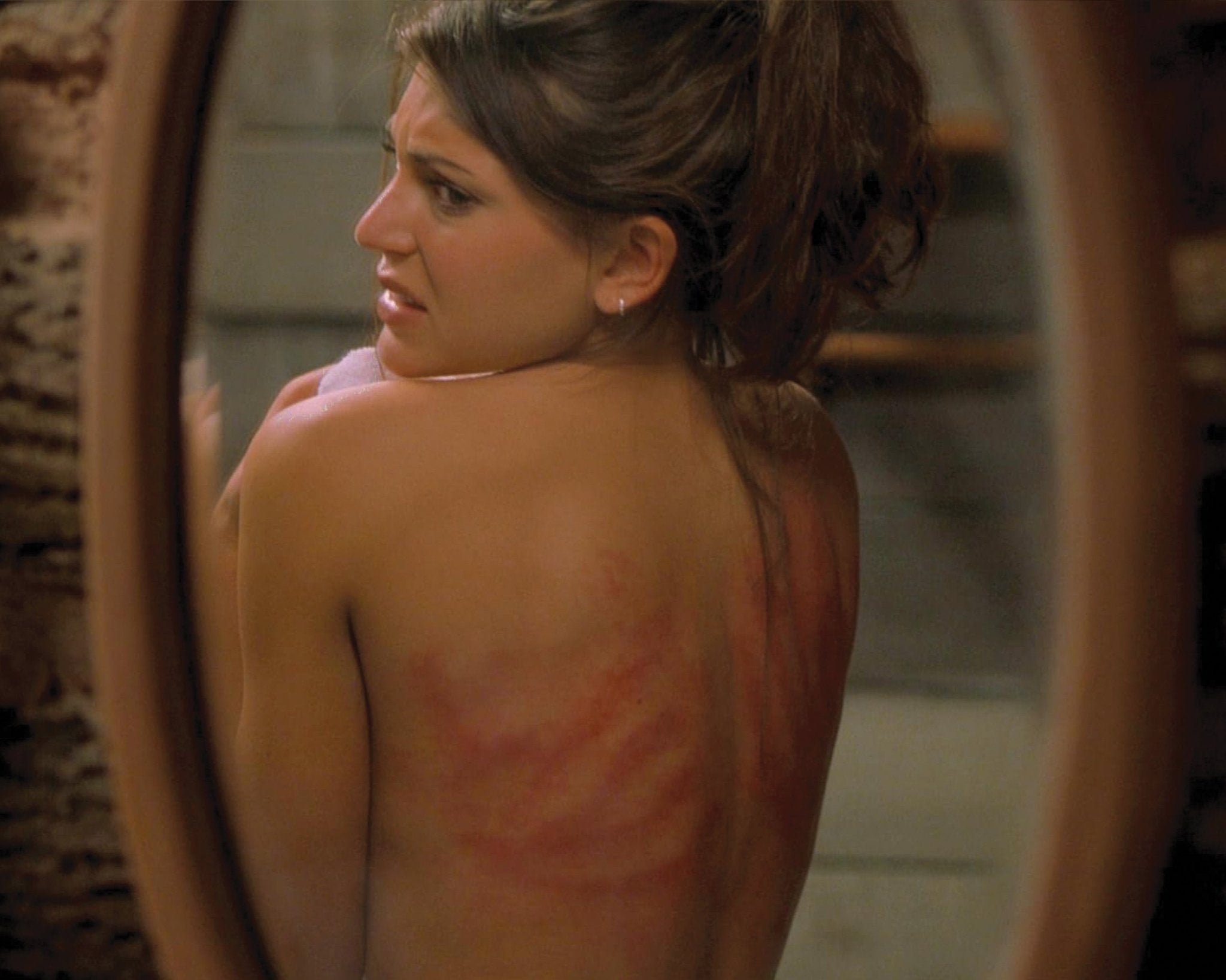 Cerina Vincent: Autograph Signing on Photos, October 1