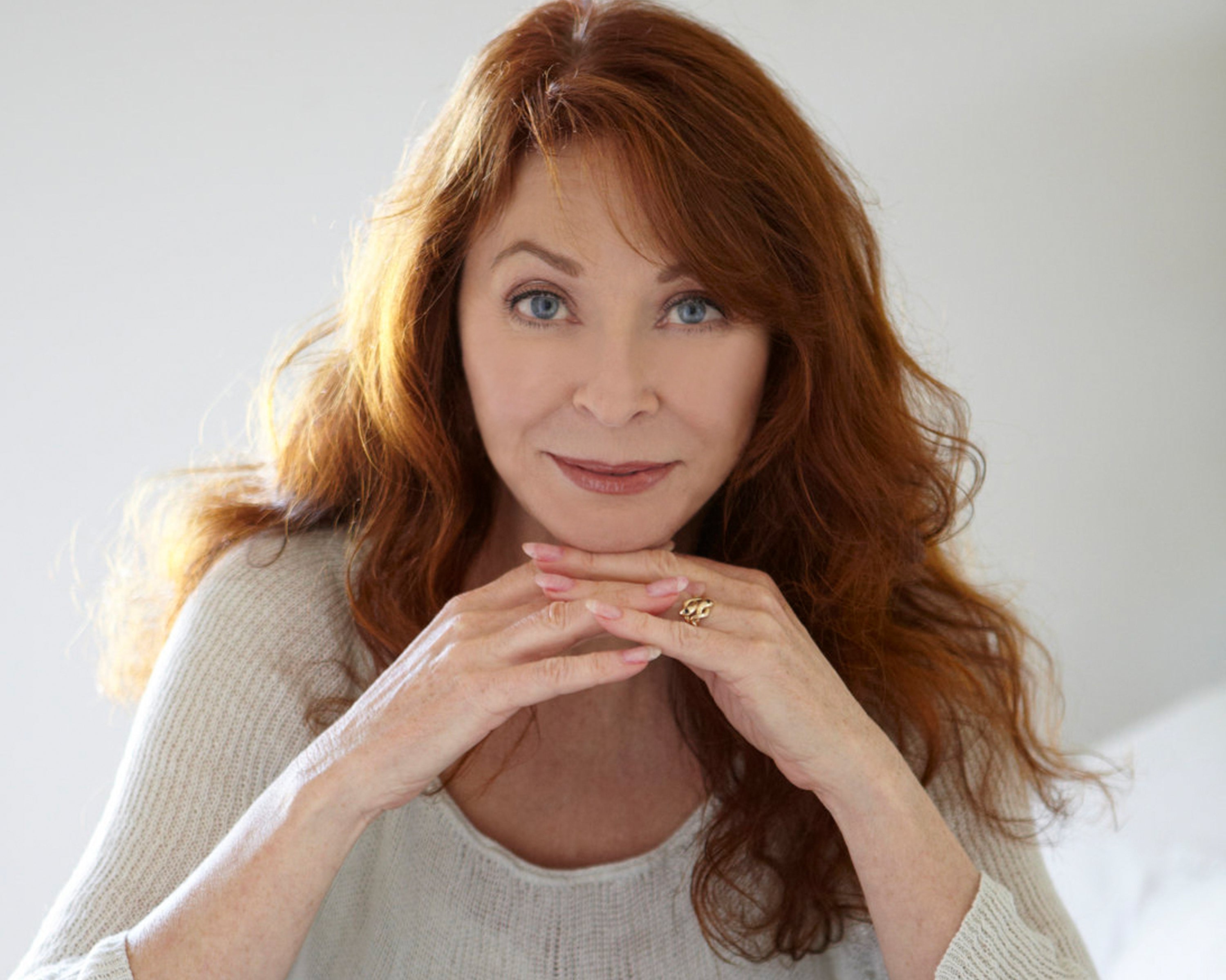 Cassandra Peterson: Autograph Signing on Photos, October 1