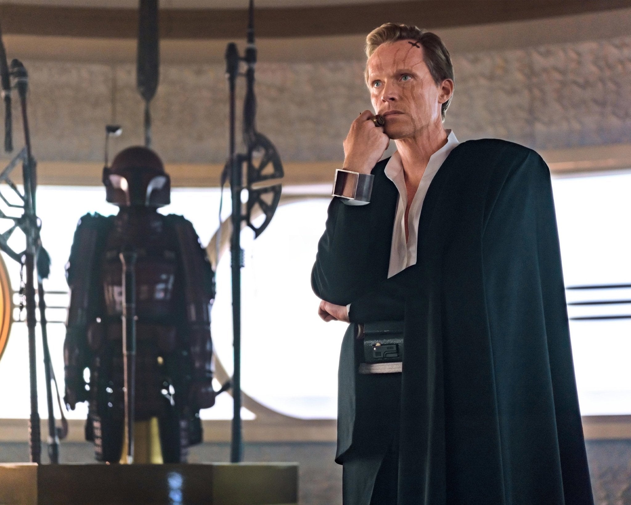 Paul Bettany: Autograph Signing on More Photos, November 27