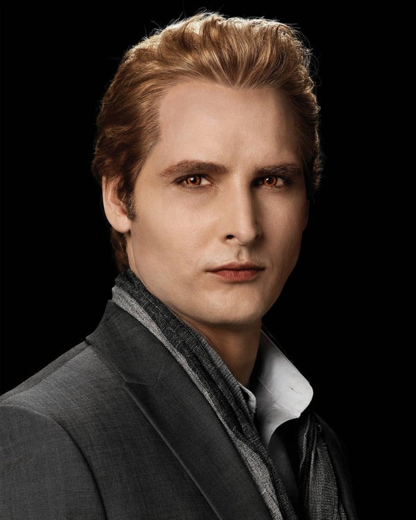 Peter Facinelli: Autograph Signing on Photos, May 14