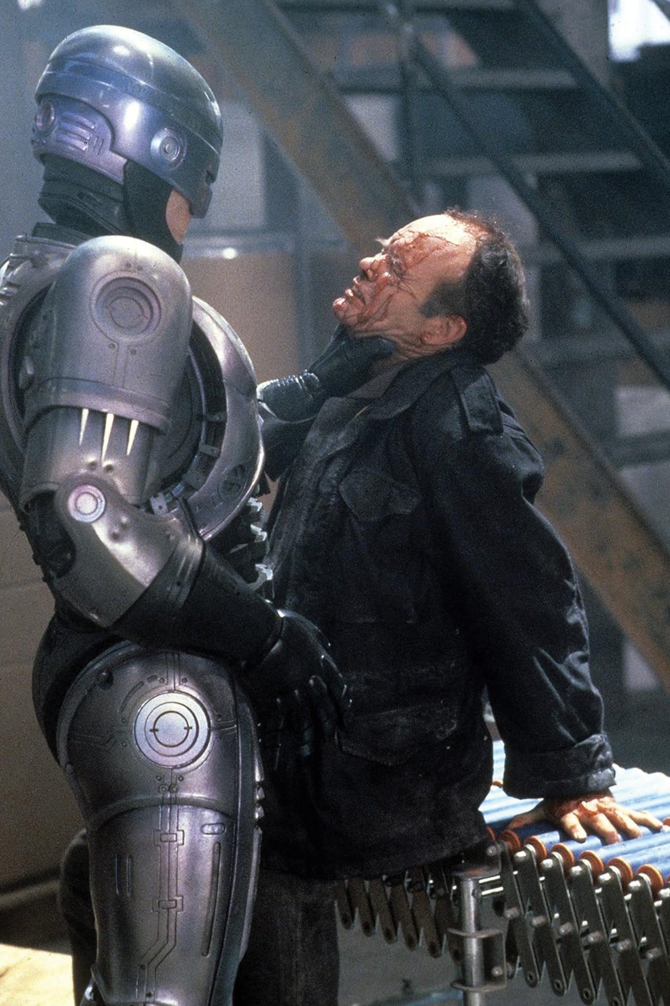 Peter Weller: Autograph Signing on Photos, May 14