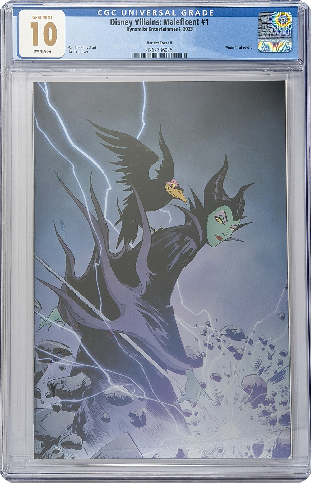 Disney Villains Maleficent #1 Lee Cover R 1:200 Virgin Foil Edition Variant CGC Universal 10 Gem Mint