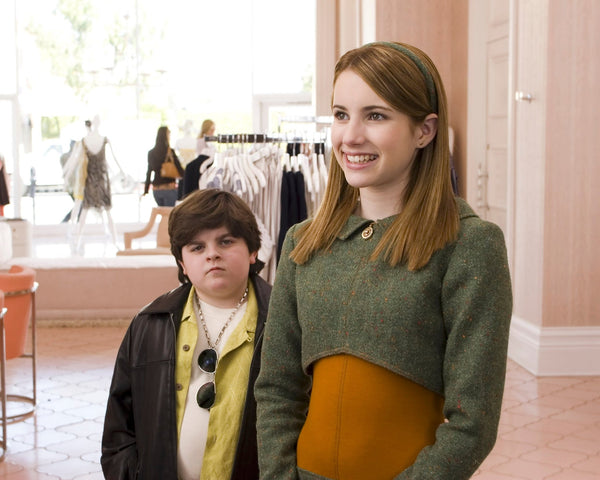 Emma Roberts: Autograph Signing on Photos, November 27