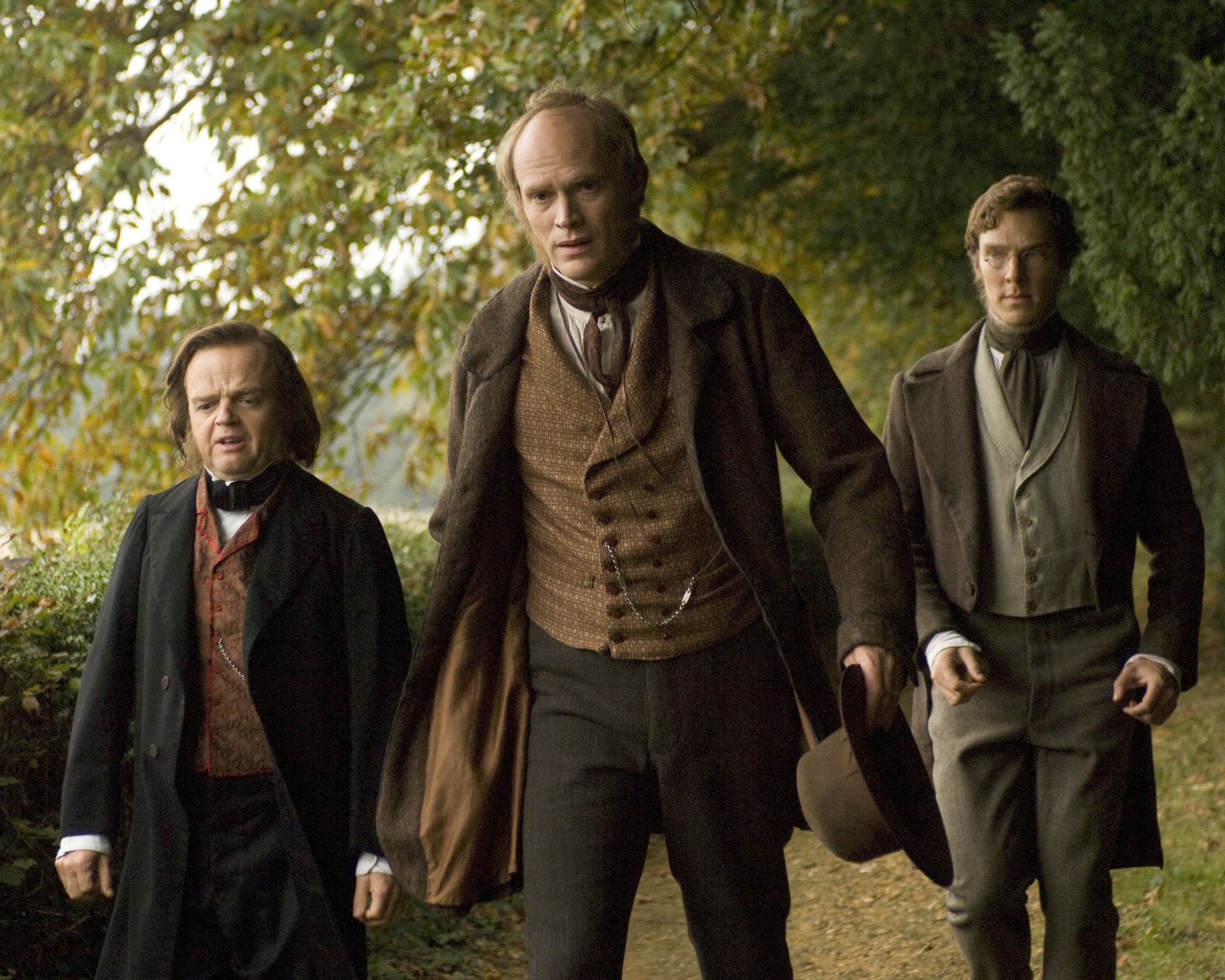 Paul Bettany: Autograph Signing on More Photos, November 27