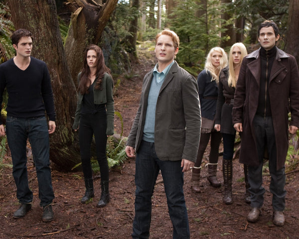 Peter Facinelli: Autograph Signing on Photos, May 14