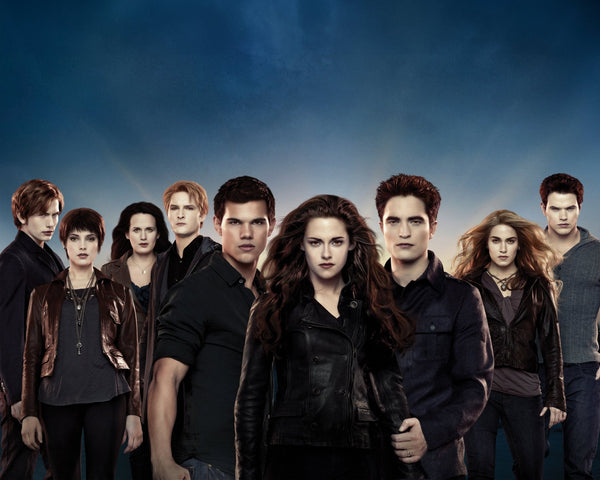 Peter Facinelli: Autograph Signing on Photos, May 14