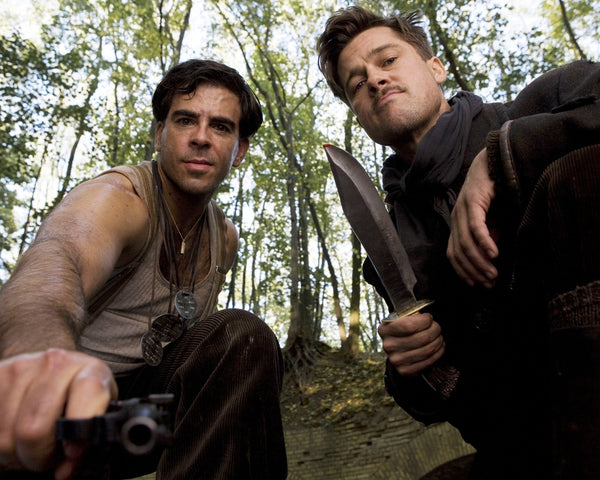 Eli Roth: Autograph Signing on Photos, October 1